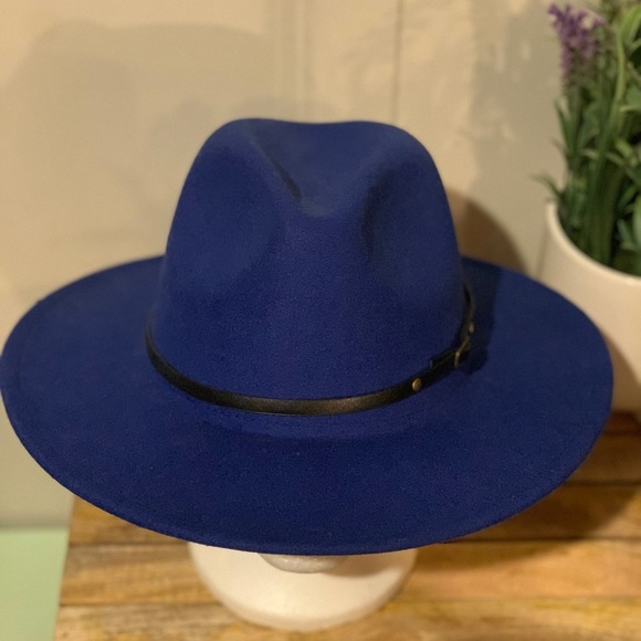 Felt Fedora - Picture 2 of 4